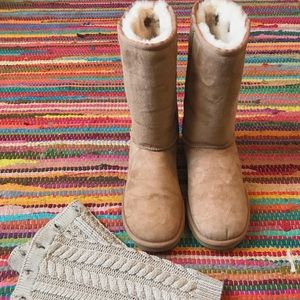 UGG Chestnut Boots w/ Detachable Sweater Sock